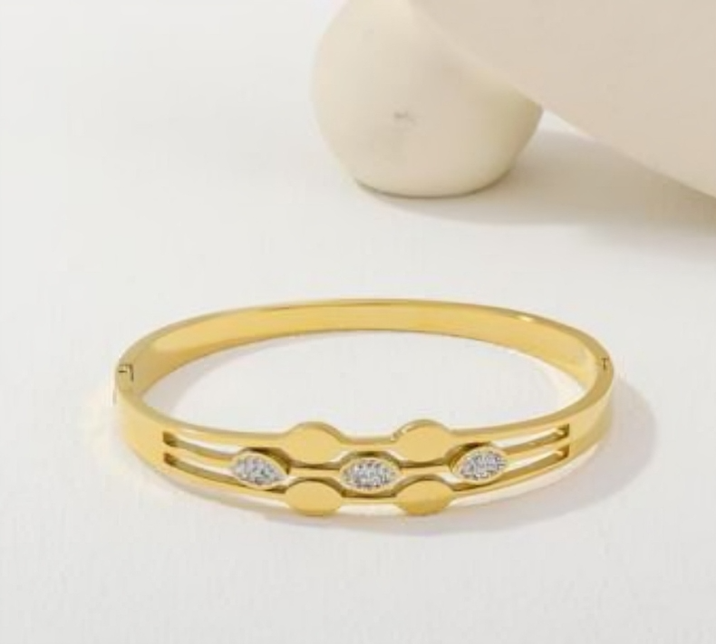 Classy Gold Plated Kada Bracelet