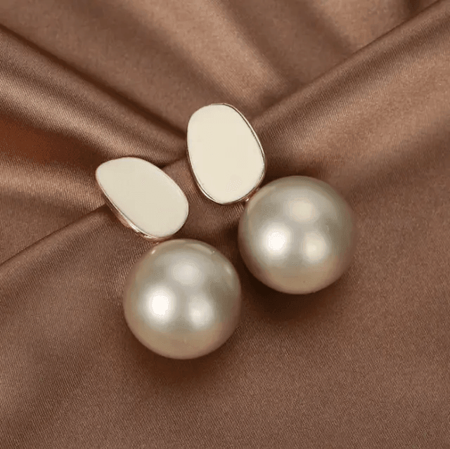 Pearl Ball Drop Earrings - Berry Pop Co