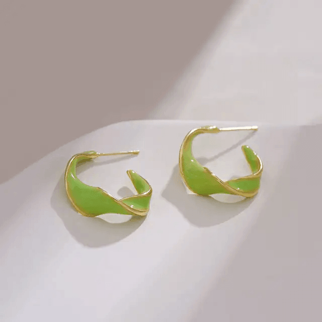 Twisted Green Hoop Earrings - Berry Pop Co