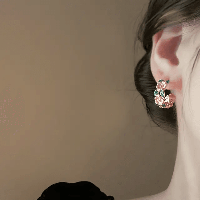 Trendy Flower Hoop Earrings - Berry Pop Co