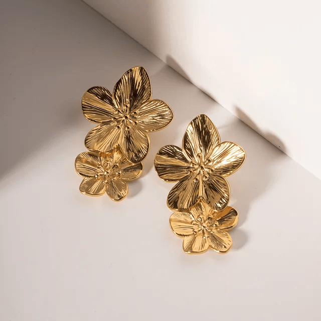 Gold Flower Drop Earrings - Berry Pop Co