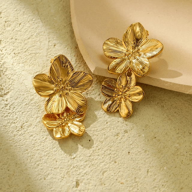 Gold Flower Drop Earrings - Berry Pop Co