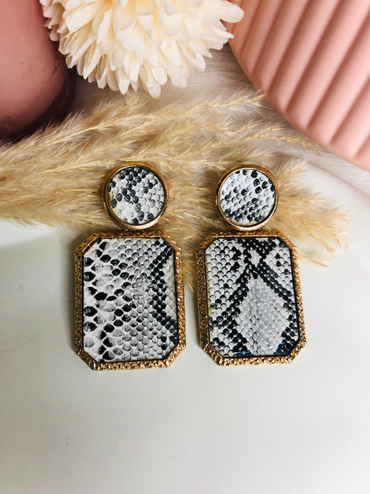 White Leopard Print Earrings - Berry Pop Co