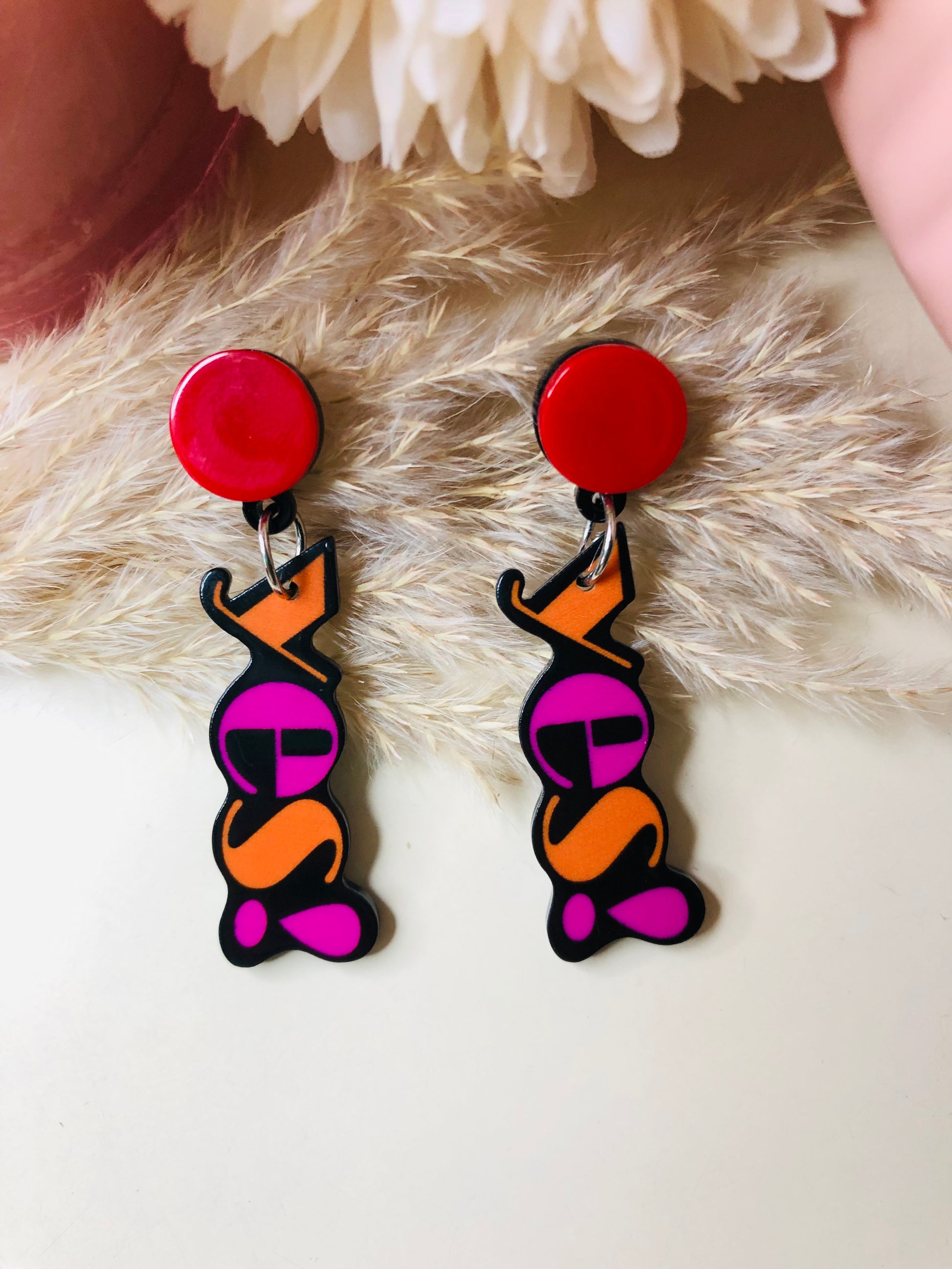 Unique Yes Earrings - Berry Pop Co