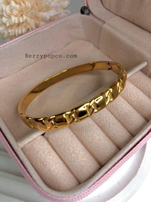 Elegant Gold Plated Bracelet brace - Berry Pop Co