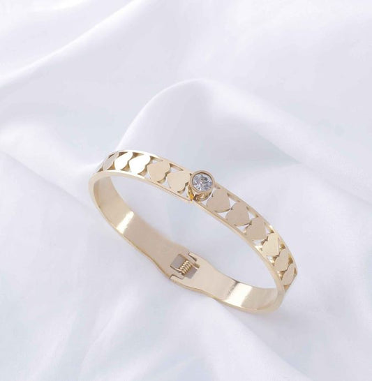 Heart Link Cubic Zirconia Kada