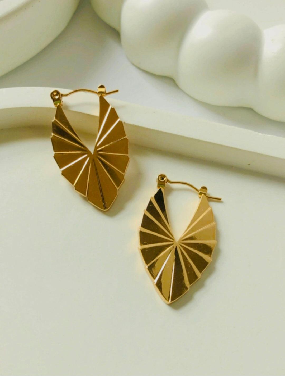 Elegant Anti-Tarnish Earrings - Berry Pop Co